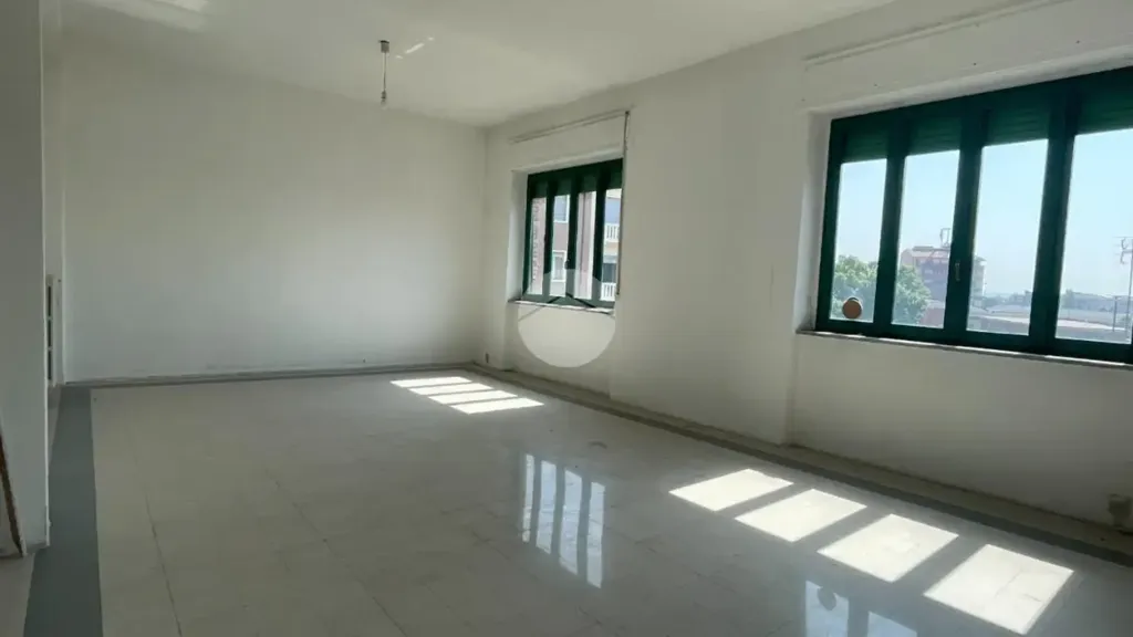 Stanze - Triplex with Balcony in Asti's Historic Centre