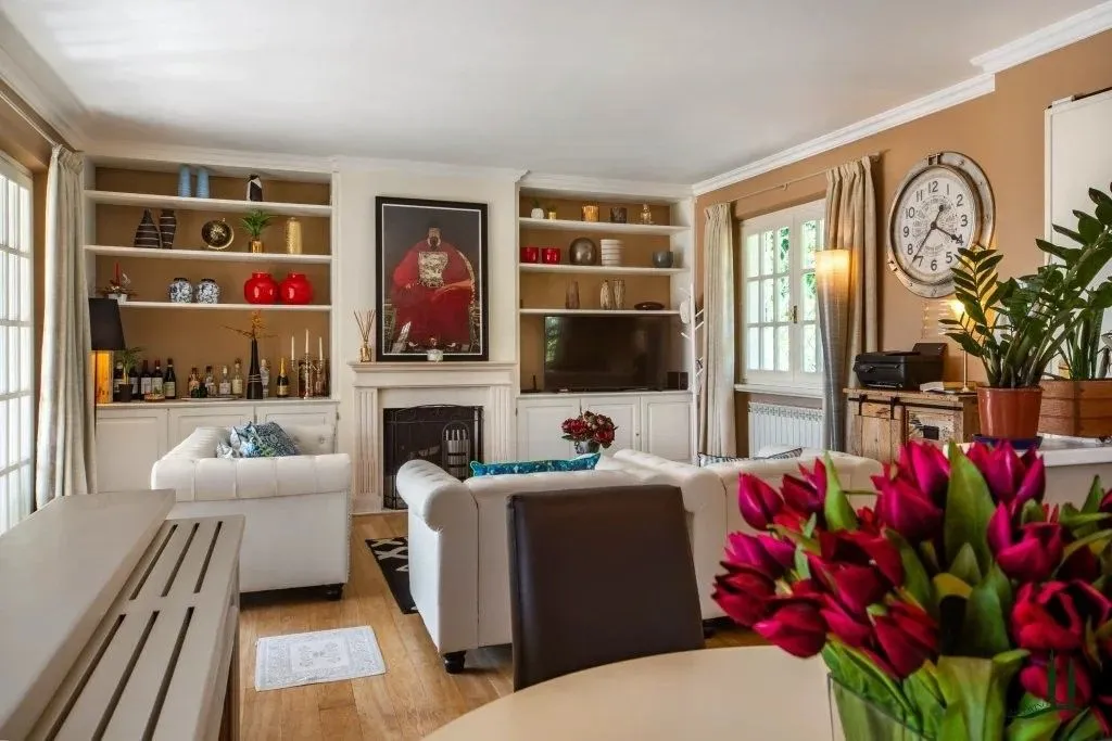 Living Room - Luxury Villa with Pool in Pietrasanta