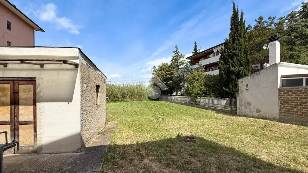 Giardino - Two-Level Villa with Garden in Sambuceto