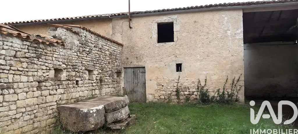 Giardino - Longère with Renovation Potential in Nère