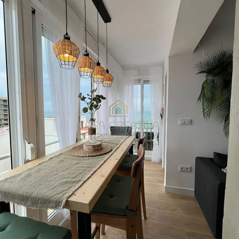 Salle à manger - Loft Studio with Sea Views in Les Palmeretes