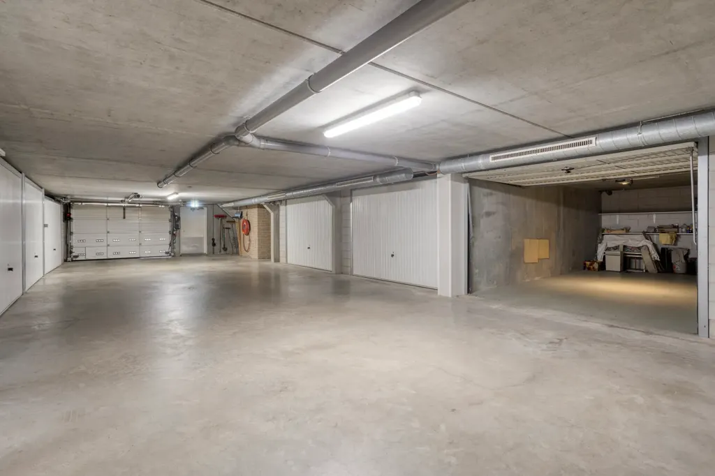Garaaž - Ground Floor Flat with Garage in Hulst