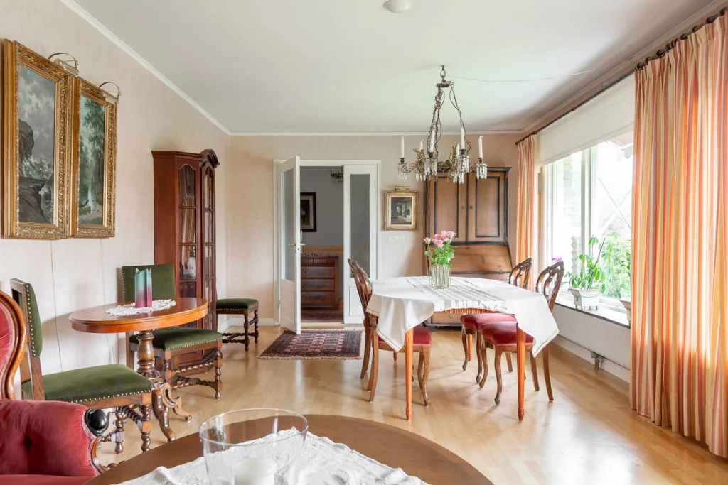 Maison 5 pièces à Örebro kommun