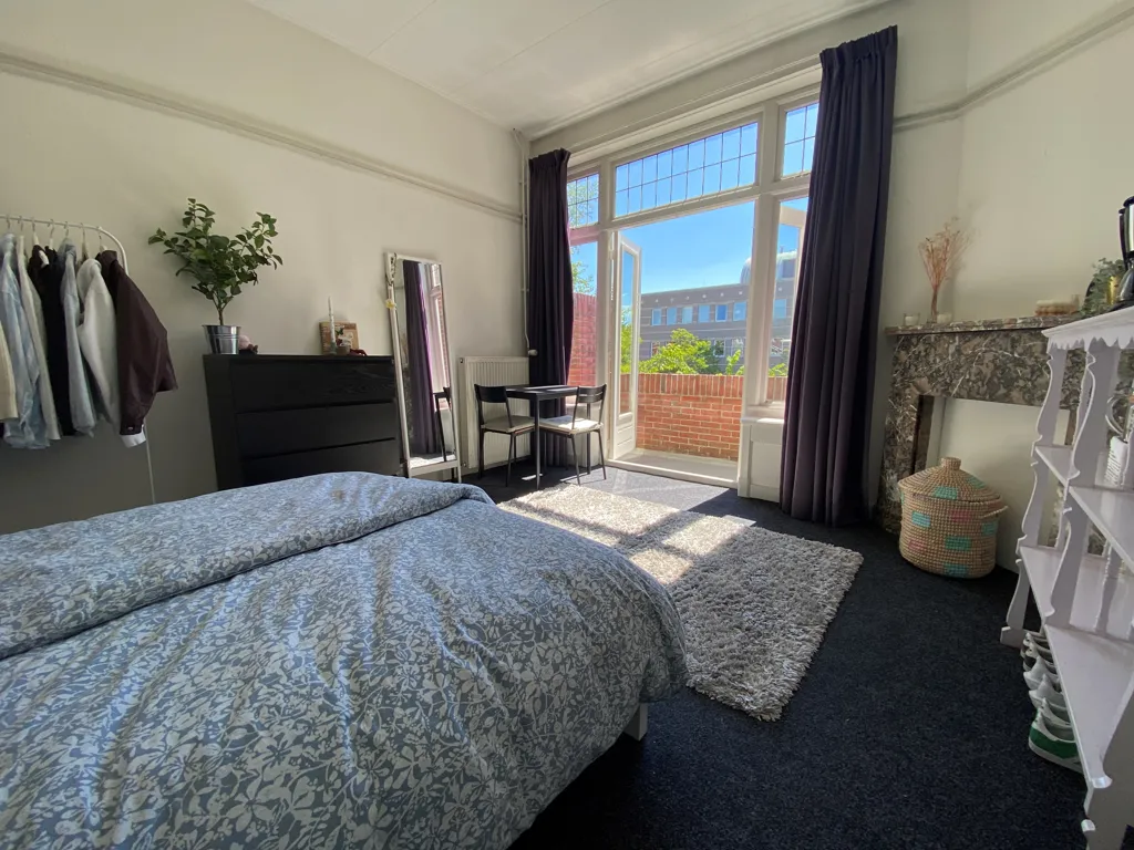 Camere da letto - Student Room with Balcony in Groningen
