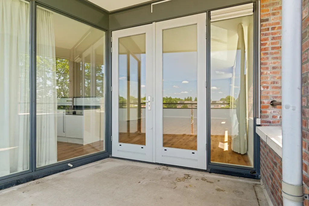 Balcon - Portiekflat with Balcony in Enschede