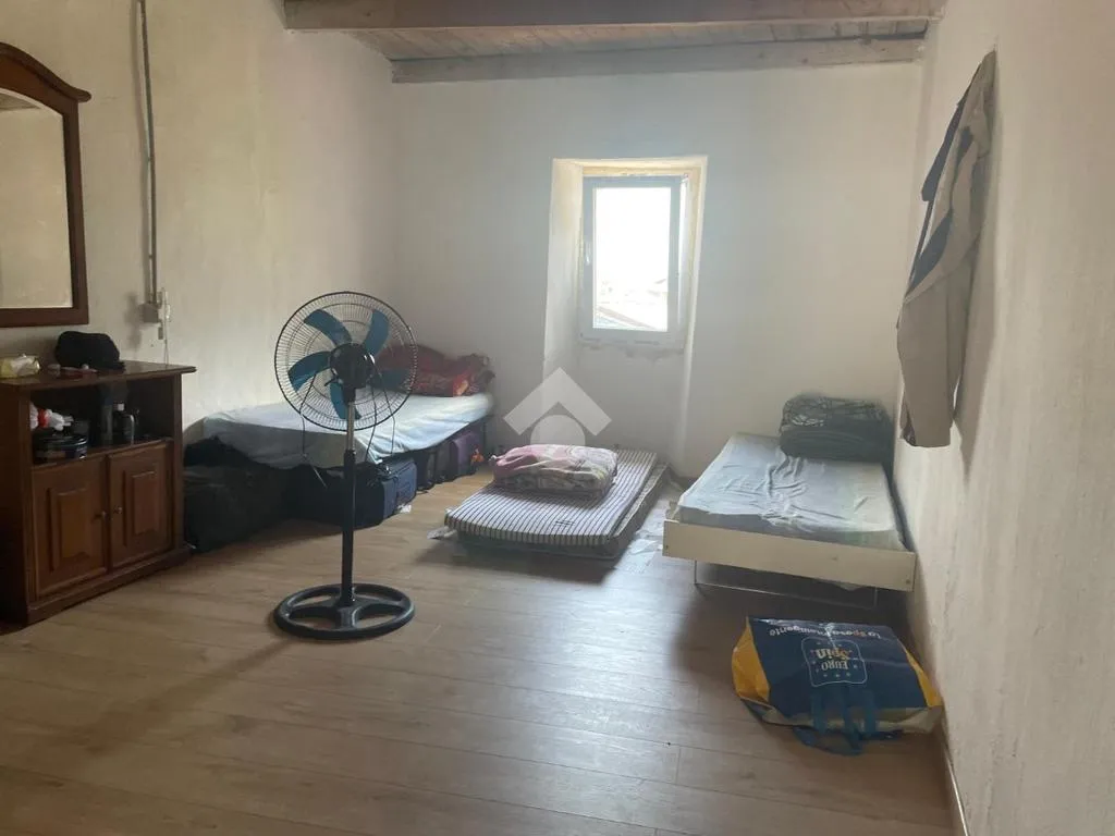 Chambres - Restored Semidetached House in Delebio
