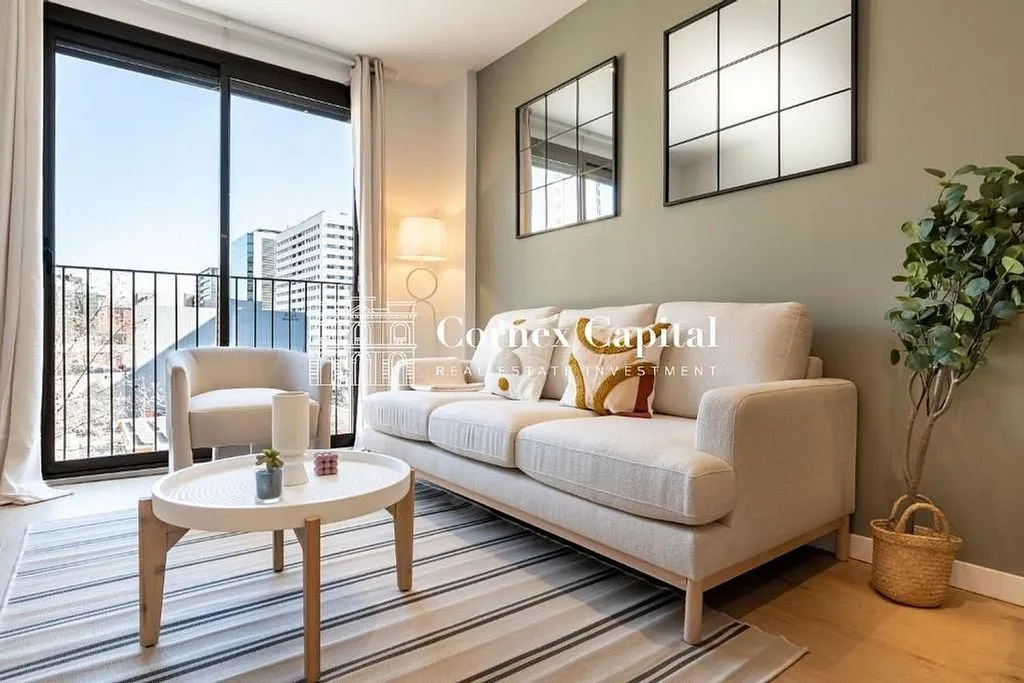 Elutuba - Apartment with Pool in Poblenou, Barcelona