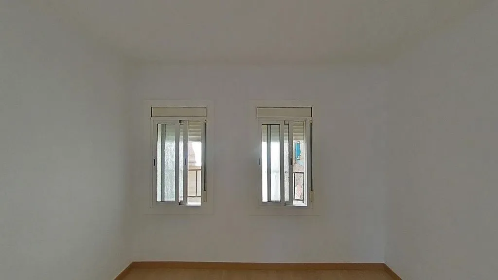Toad - 3-Bedroom Apartment in Mollet del Vallès