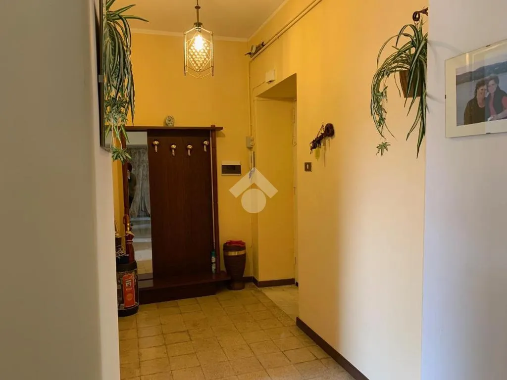 Hallway - Ground Floor Apartment with Balcony in Picinisco