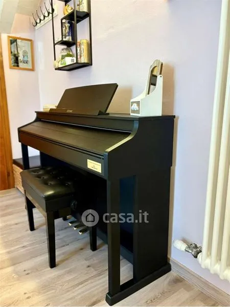 Bureau - Rear-Facing Apartment with Balcony in Trento