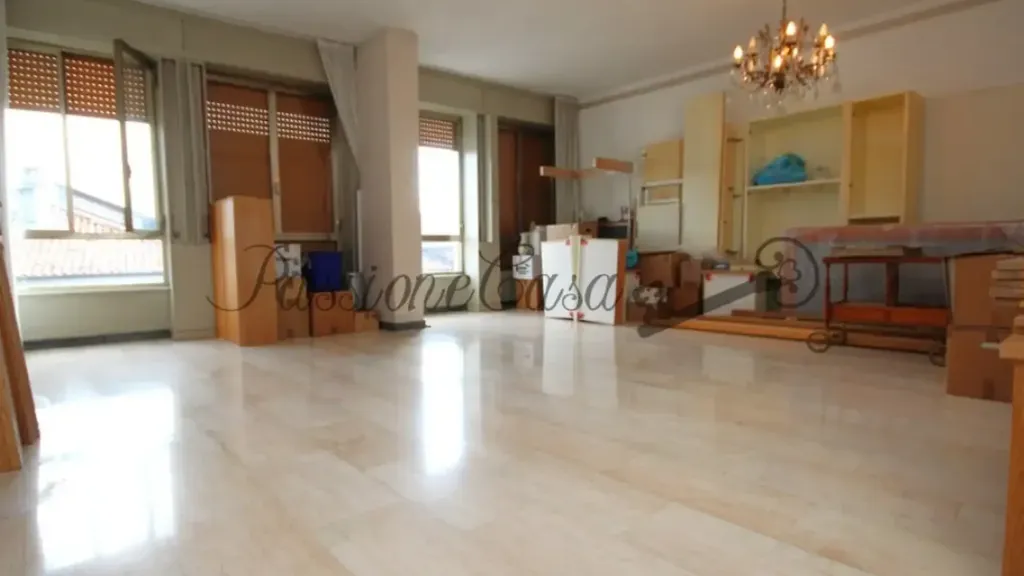 Séjour - Bright Apartment with Balcony in Vigevano Centre