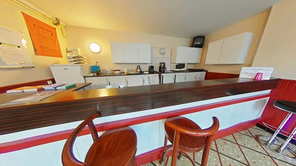 Cuisine - Bar restaurant en centre-ville avec jardin