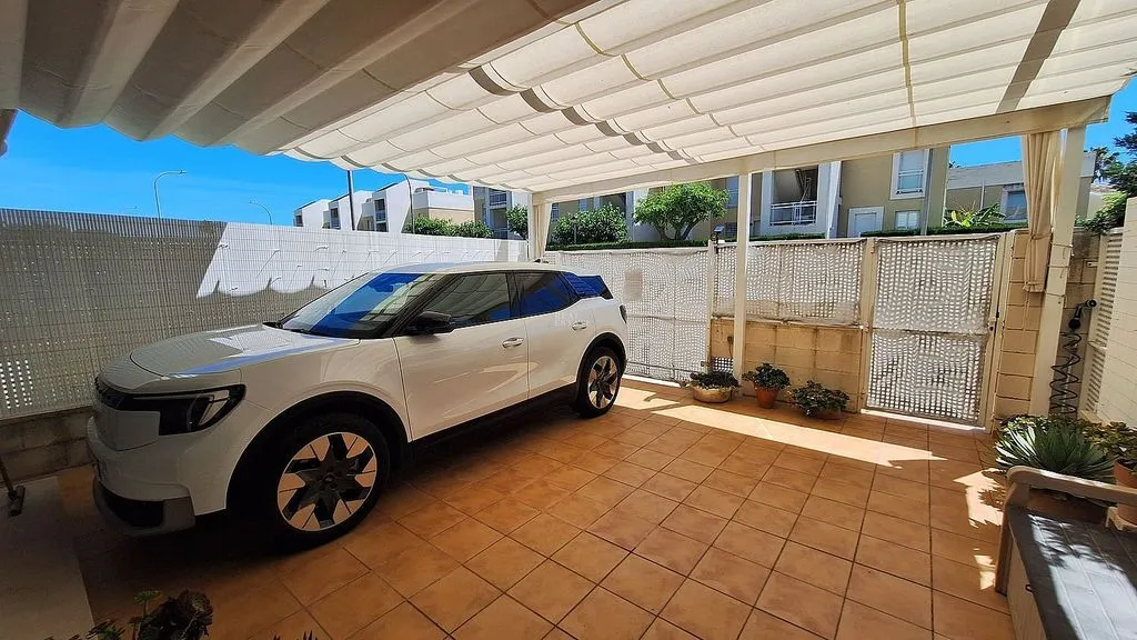 Garaaž - Modern Bungalow with Pool in El Vergel