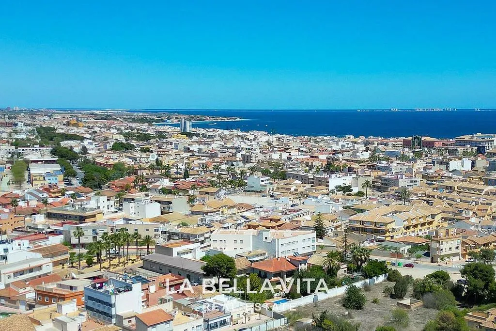 Välivaade - Newly Built Villa with Pool in Los Alcázares