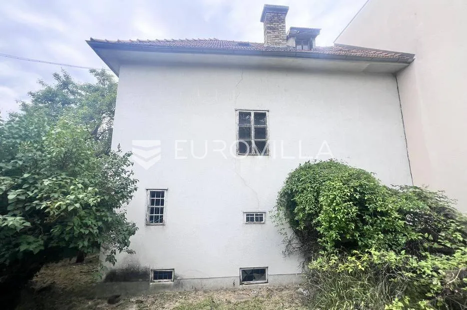 Esterno - Semi-Detached House Plot in Pantovčak, Zagreb