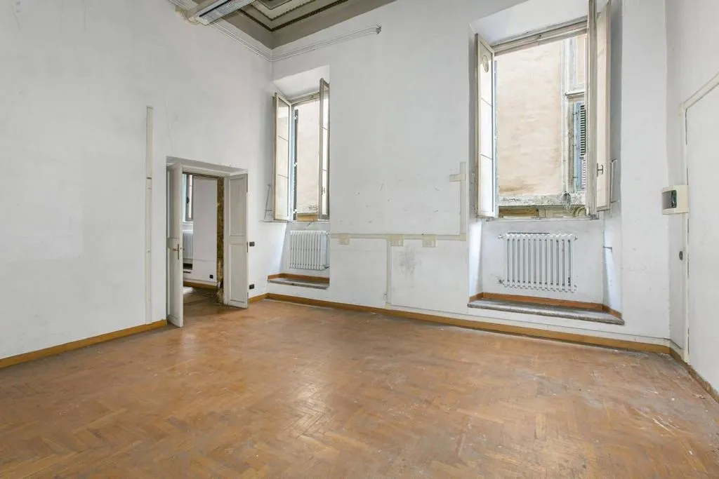 Pièces - Luxury Flat with Historic Charm in Rome