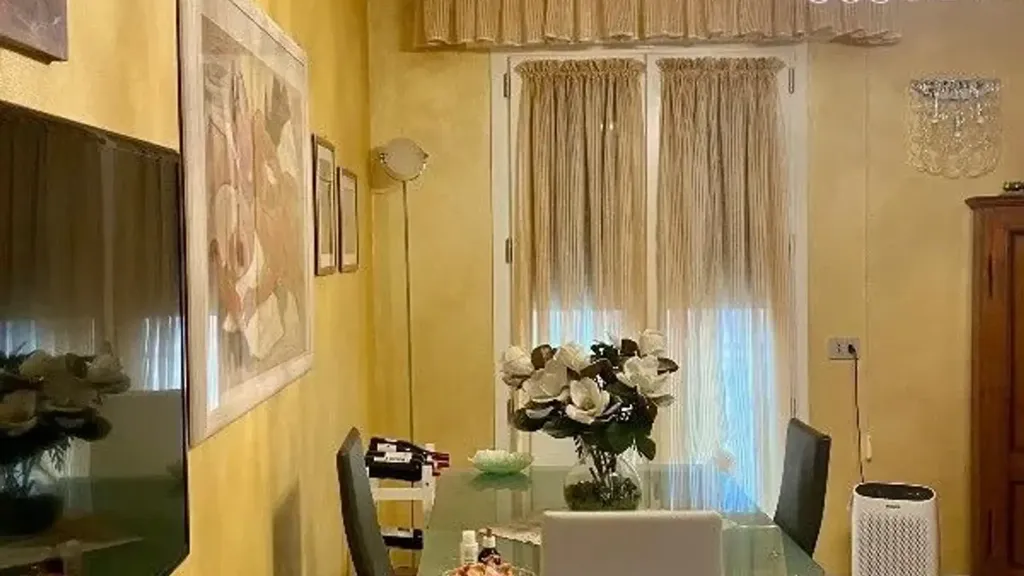 Salle à manger - Elegant Apartment with Balcony in Empoli