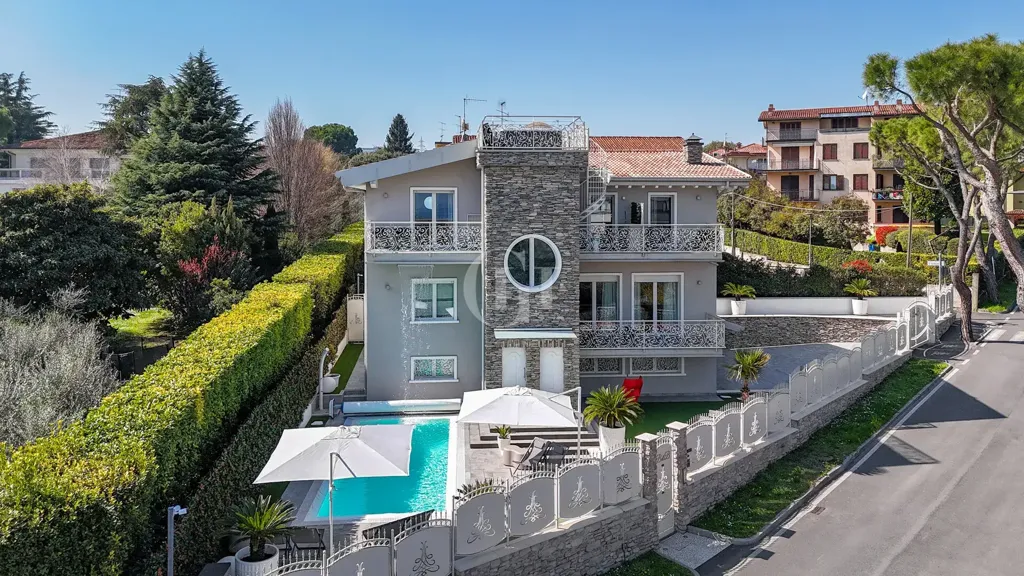 Vue aérienne - Luxury Villa with Heated Pool near Desenzano