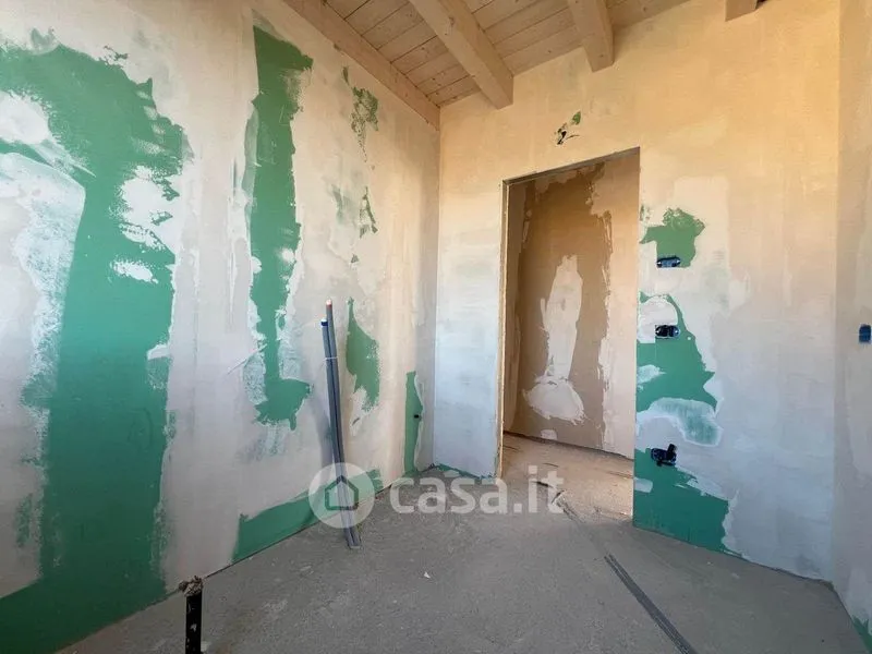Entrée - Semi-Finished Villa with Private Garden in Sarego
