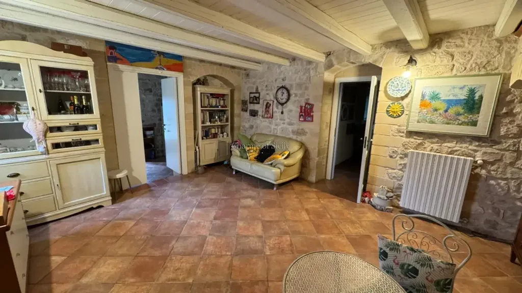 Dining Room - Historic Stone Villa with Garden in Modica