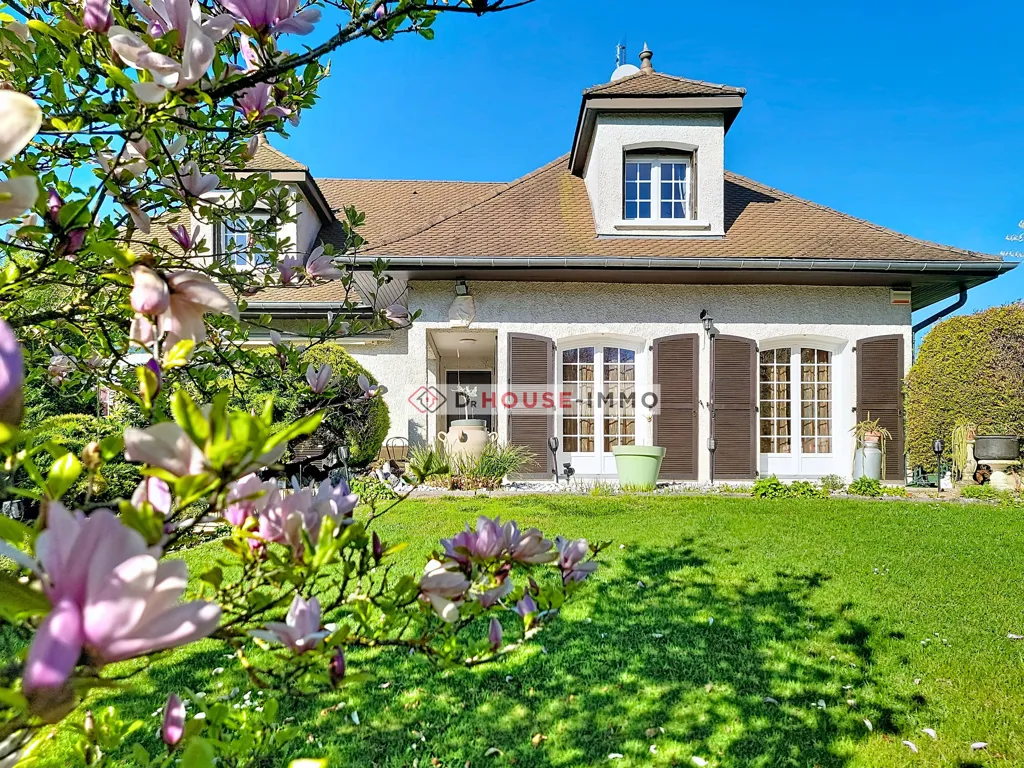 Välivaade - Family House with Large Garden in Izeaux