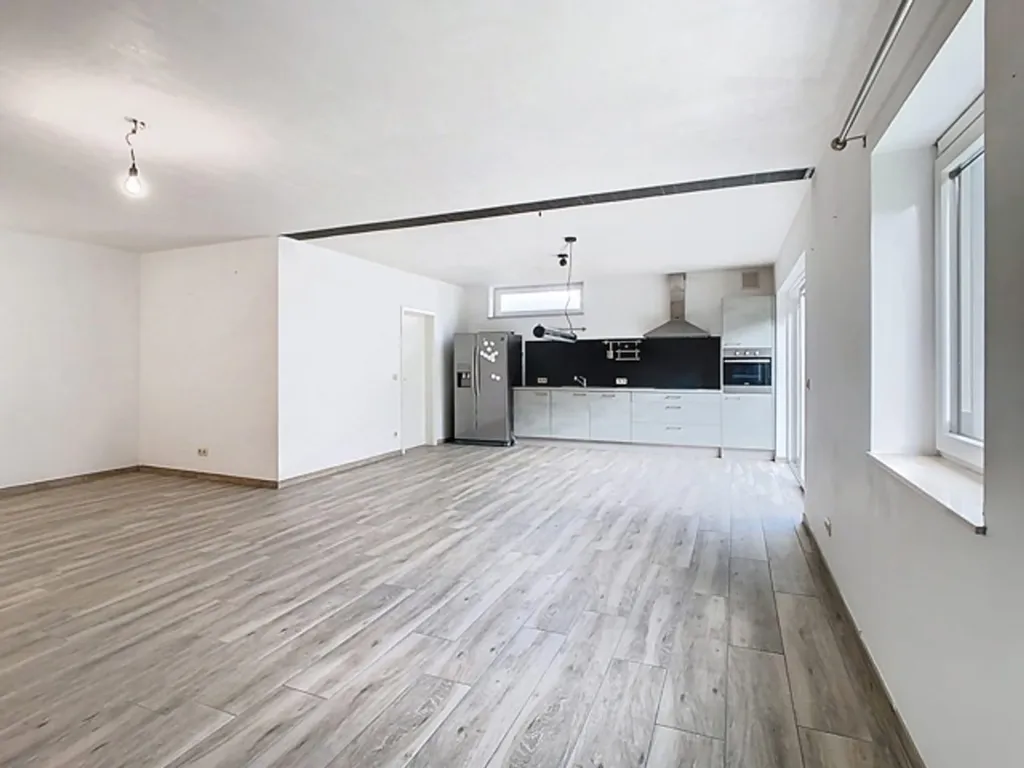 Köök - 3-Bedroom House with Terrace in Anhée