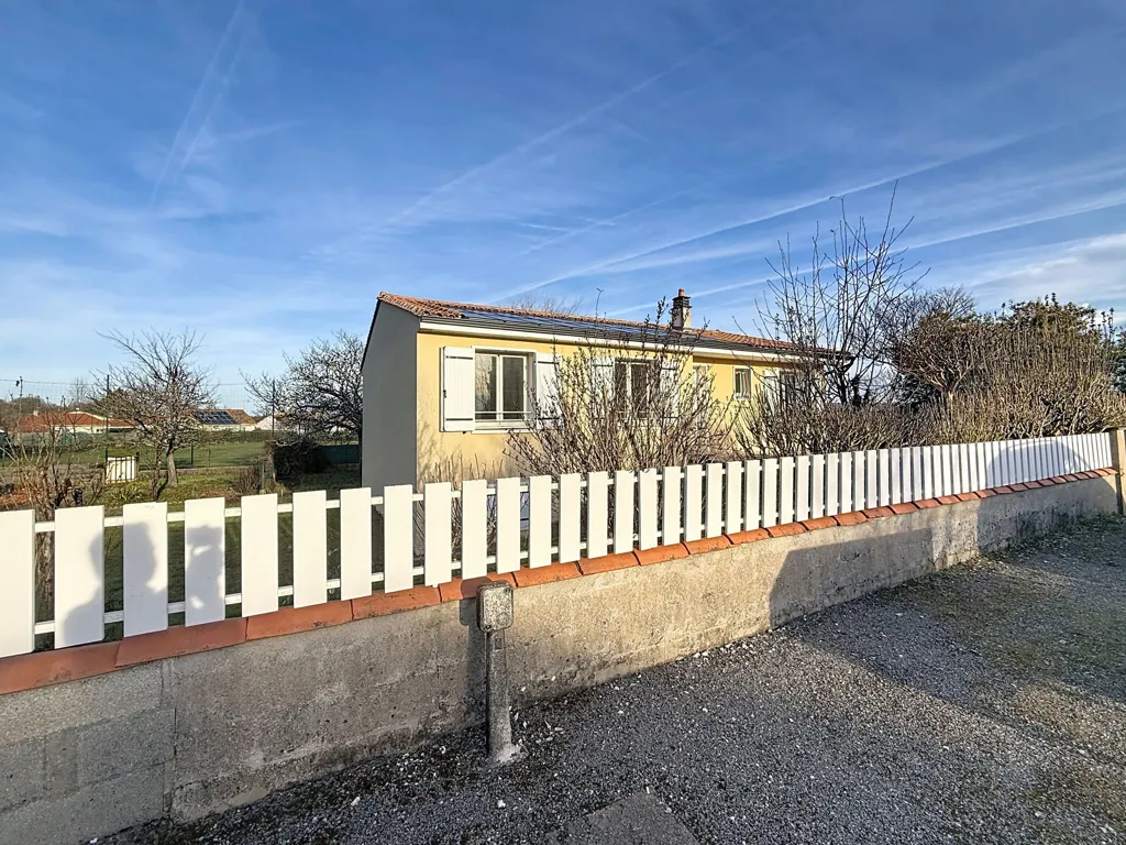 Välivaade - Semi-Subterranean House with Garden in La Rochefoucauld