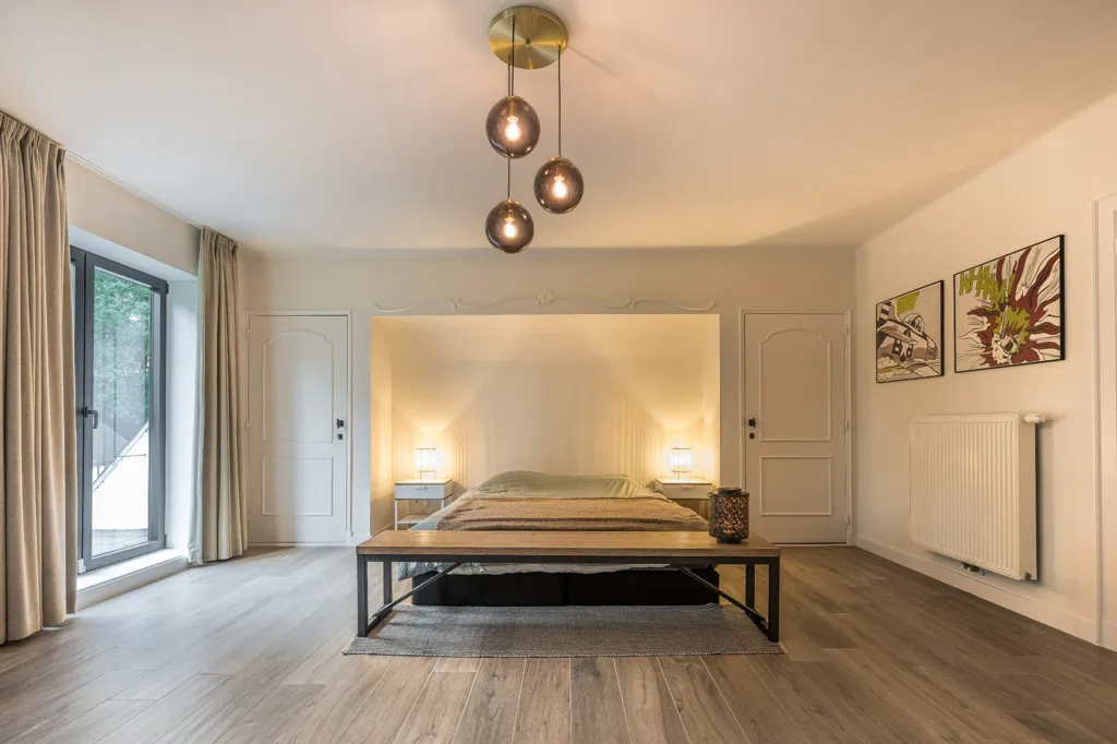 Chambres - Villa Rénovée avec Jardin à Turnhout