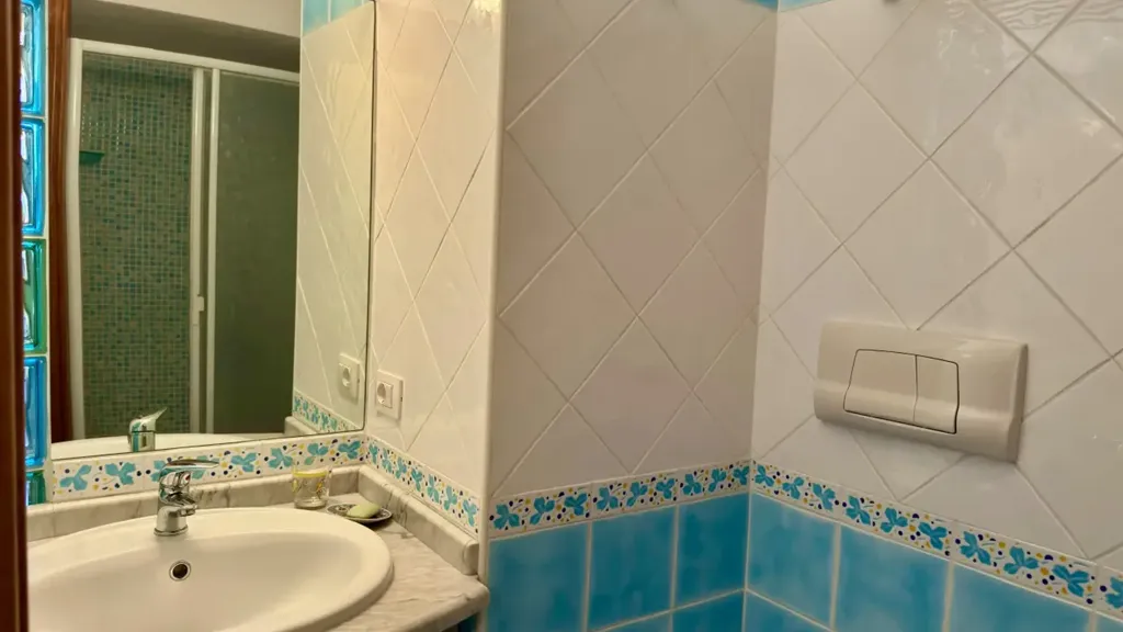 Salles de bain - Sea View Apartment in Siniscola