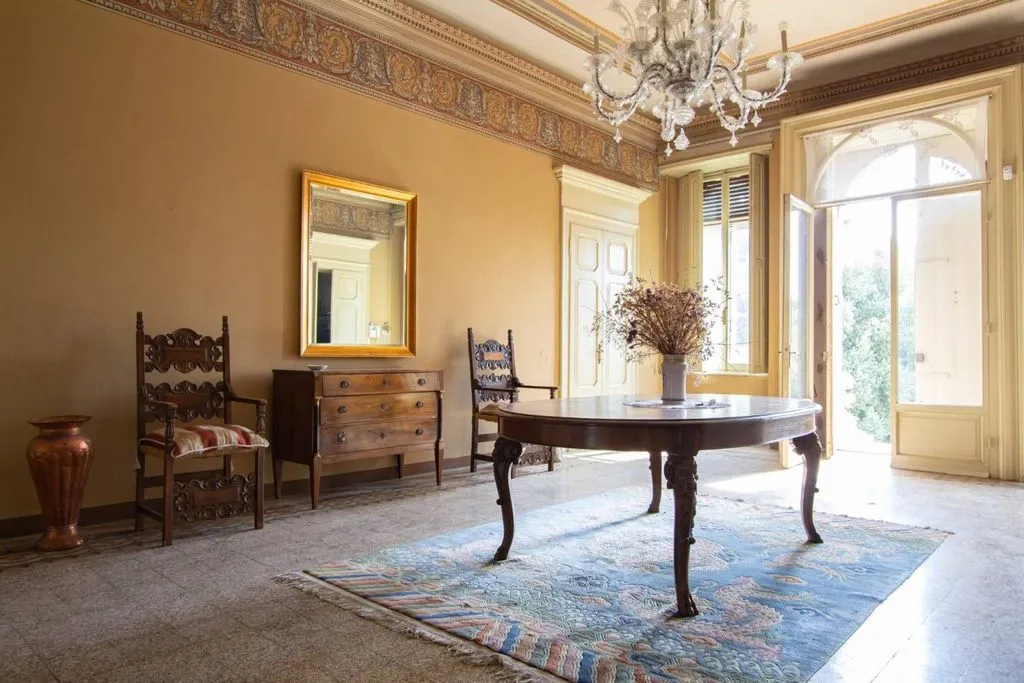 Söögituba - Old Villa with Lake Garda View in Lazise