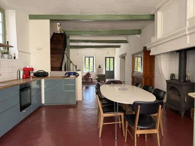 Cuisine - Maison de Caractère avec Jardin à Épineuil