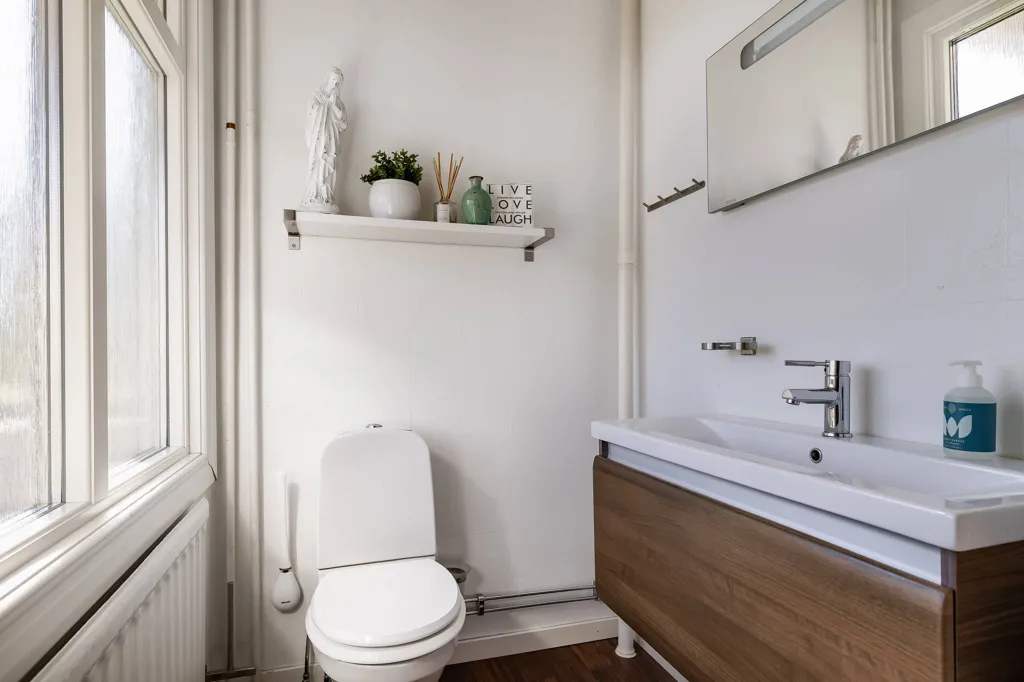 Maison 10 pièces à Kumla kommun
