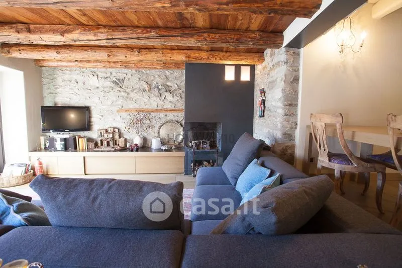 Séjour - Refurbished Triplex with Balcony in Courmayeur