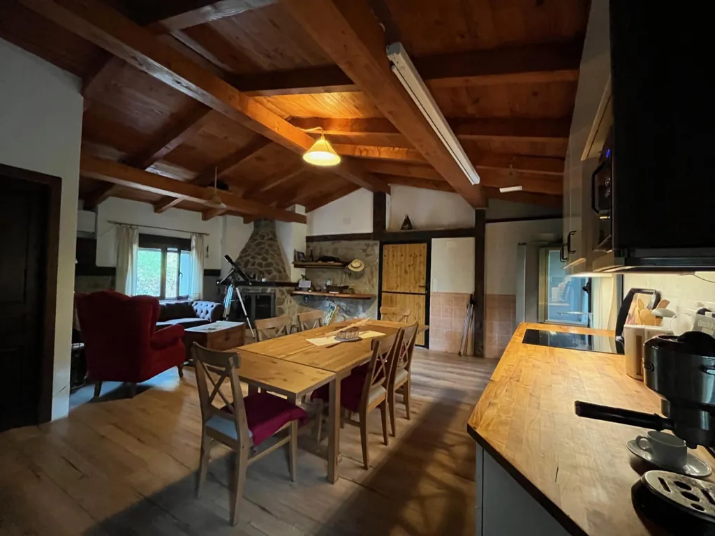 Salle à manger - Self-Sufficient Stone House in Jerte Valley