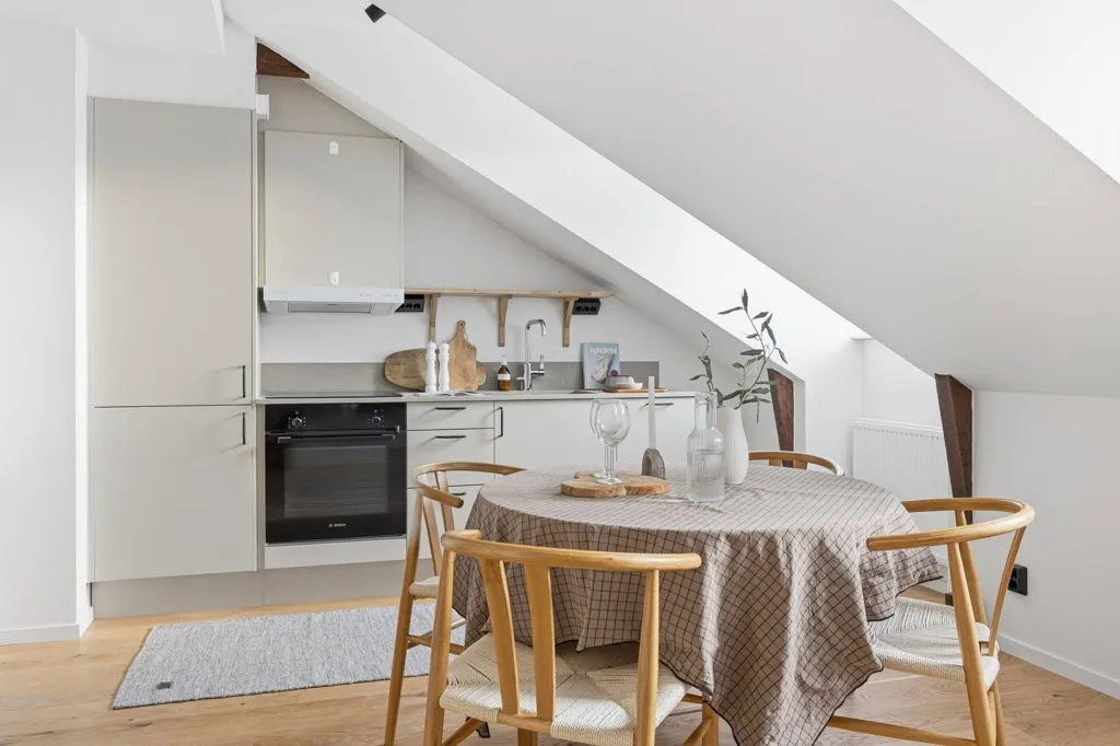 Söögituba - Modern Loft with Garden Access in Sundbyberg