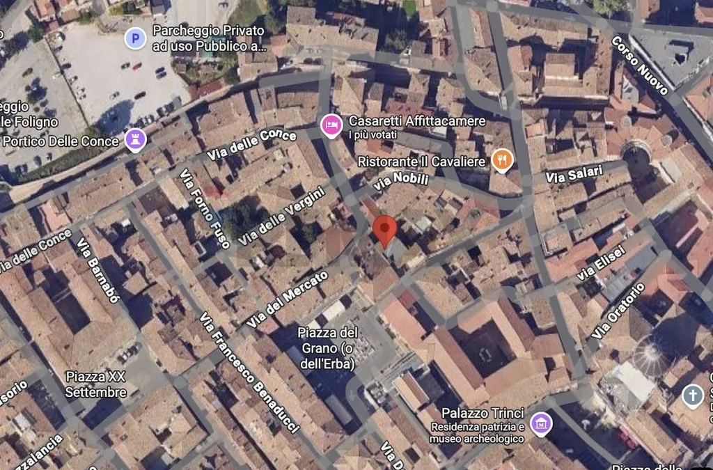 Warehouse/Studio for Renovation in Foligno