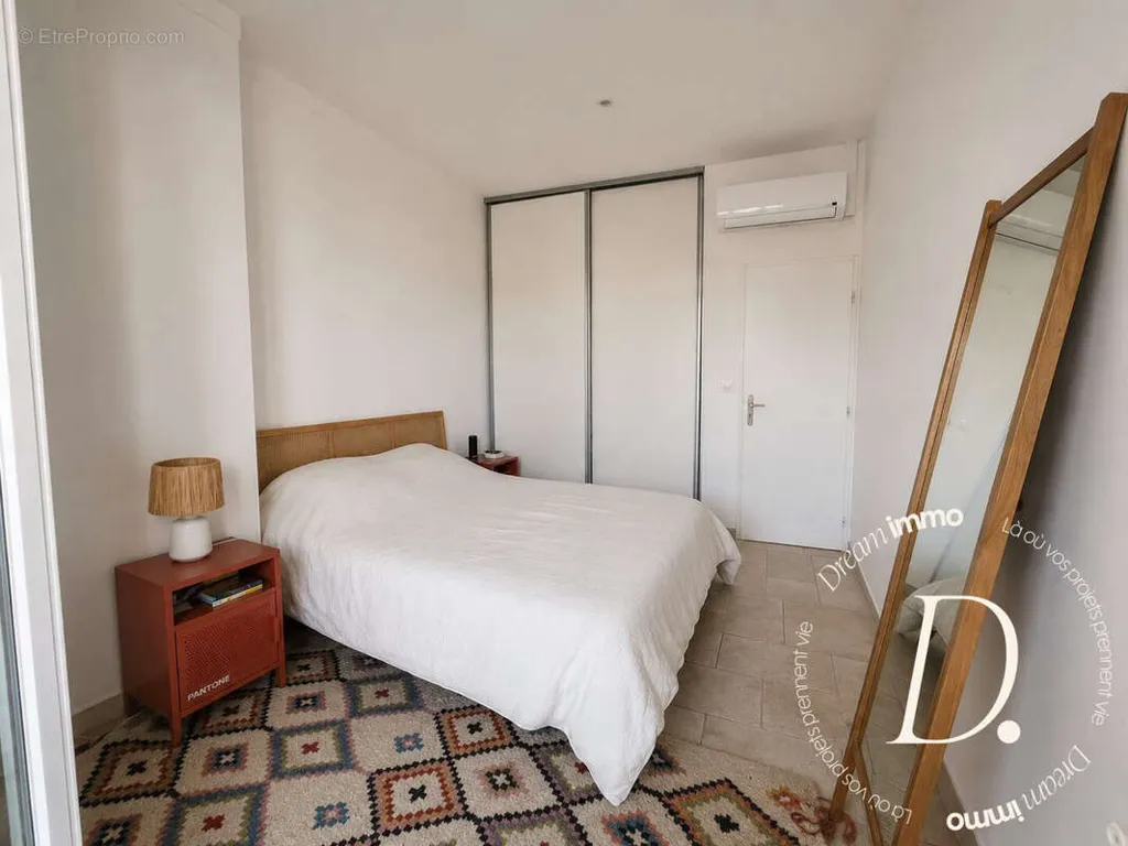 Camere da letto - Characterful T3 with Balcony in Marseille 6e