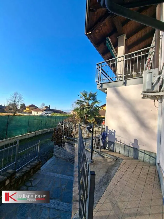 Terrace - Spacious Apartment with Terrace in Montalenghe
