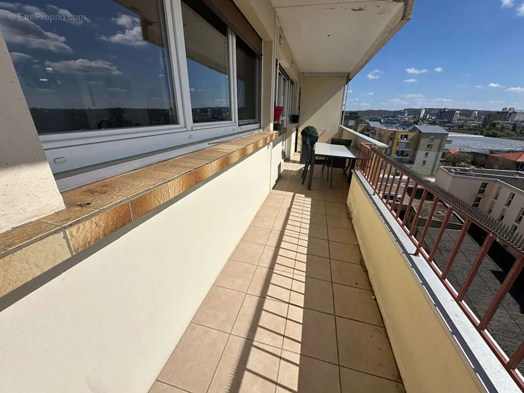 Balcon - Appartement avec Vue Cathédrale au 6ème Étage à Metz