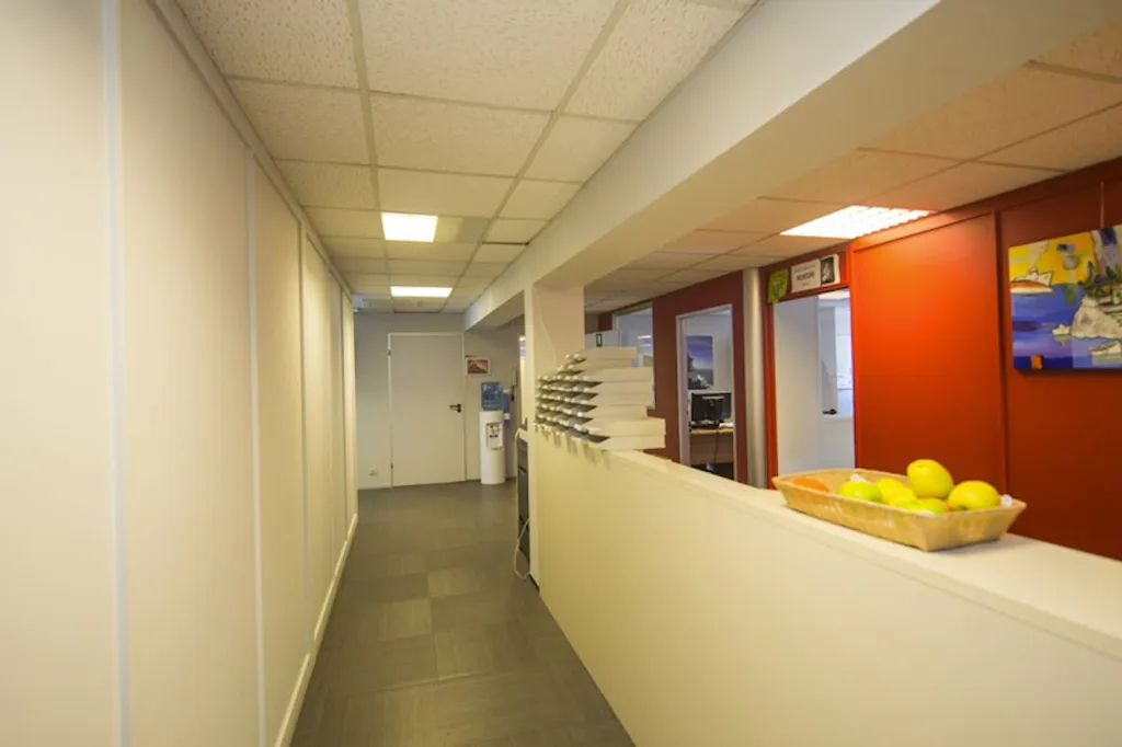 Esik - Office Building with Parking in Harelbeke
