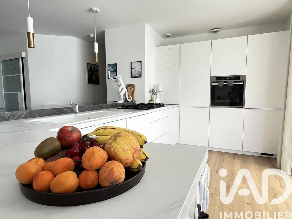 Kitchen - Ground Floor House with Veranda in Bouguenais