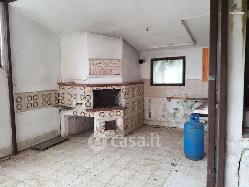 Cuisine - Villa with 2,000m² Garden in Carini