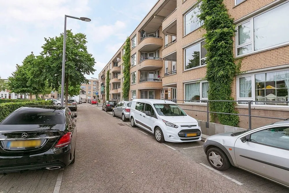 3-toaline korter asukohas Rotterdam