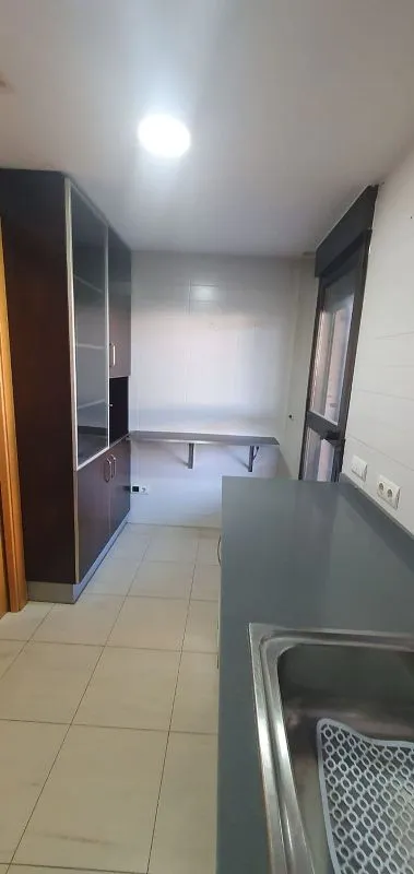 Cuisine - Pareded Chalet with Garden in Gandia