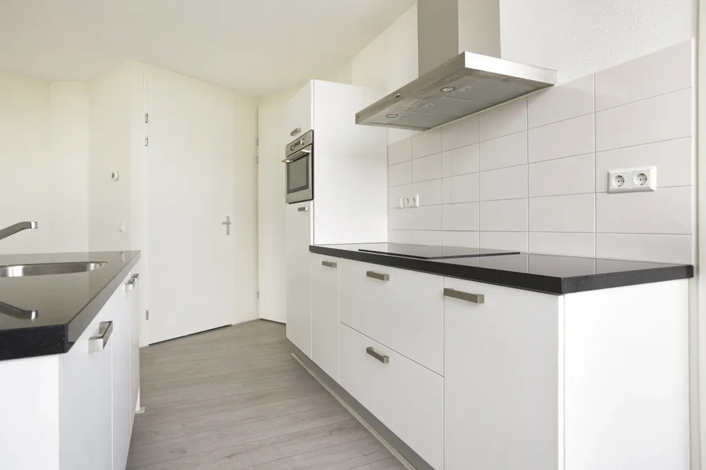 Kitchen - Luxury Flat with Balcony in Utrecht Centre