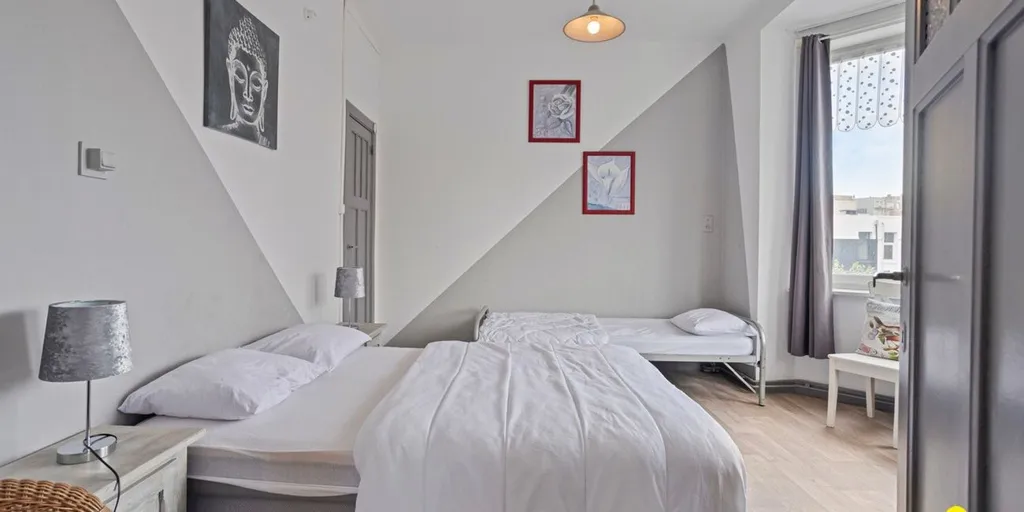 Chambres - Appartement Rénové avec Vue Sud au Centre de De Panne