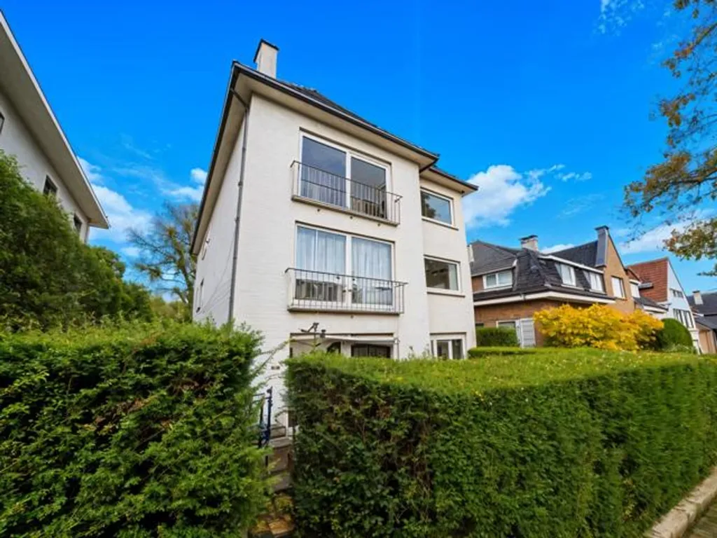 Extérieur - Appartement de rez-de-chaussée avec jardin à Stockel