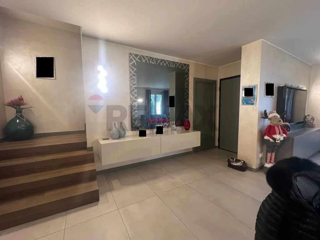 Séjour - Bifamiliar Villa with Garden in Capriolo