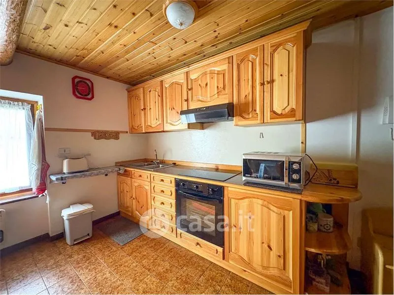Cuisine - Mountain View Apartment with Private Garage in Campodolcino