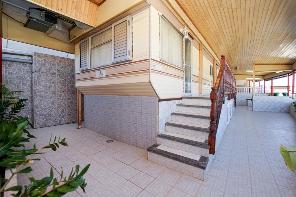 Terrass - Caravan House with Outdoor Kitchen in San Bartolomé